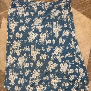 Old Navy Blue Midi Skirt with White Floral Print